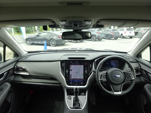 Subaru Legacy Outback 6