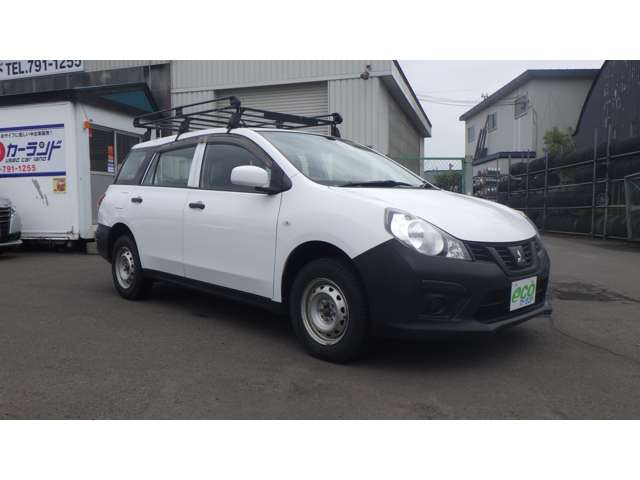 Mitsubishi ランサーカーゴ 2