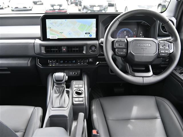 Toyota Land Cruiser FJ 5