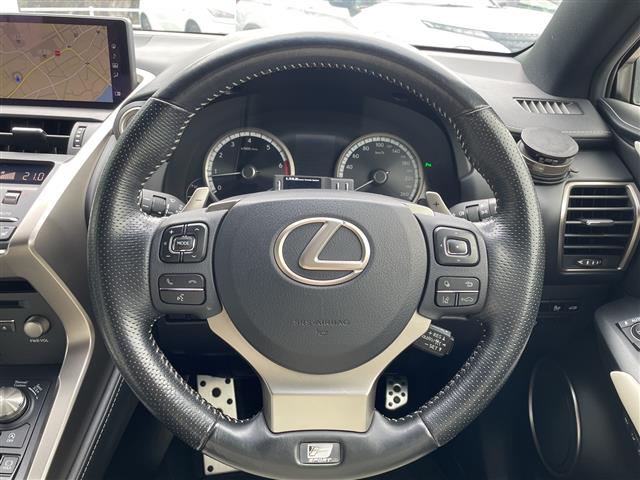 Lexus NX 3