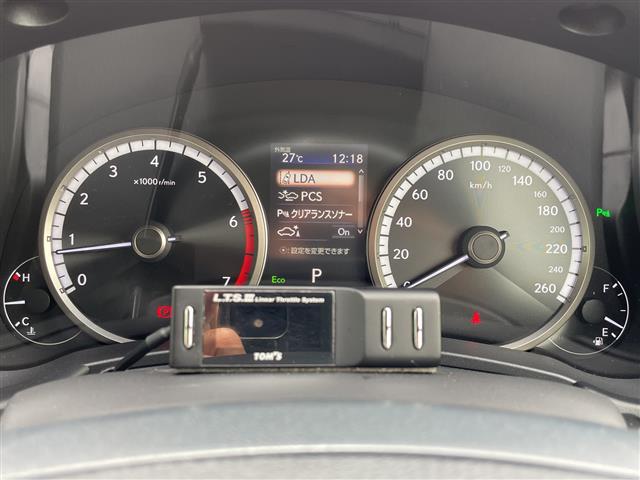 Lexus NX 9