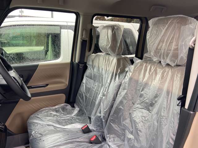 Mitsubishi Delica Mini 11