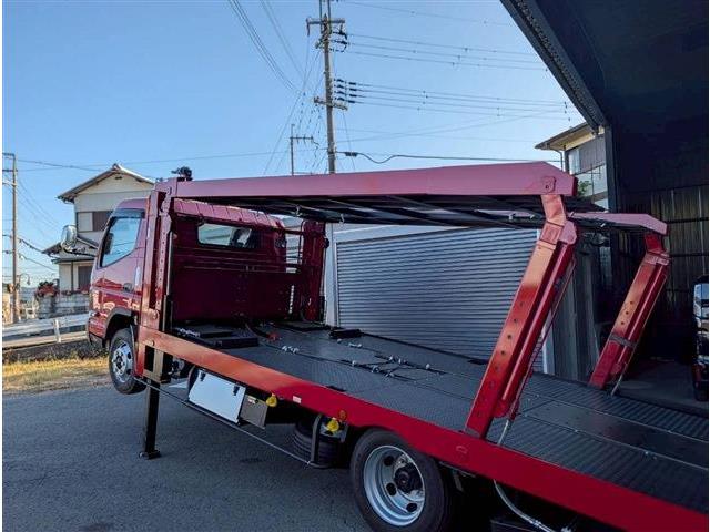 Mitsubishi Fuso Canter 2