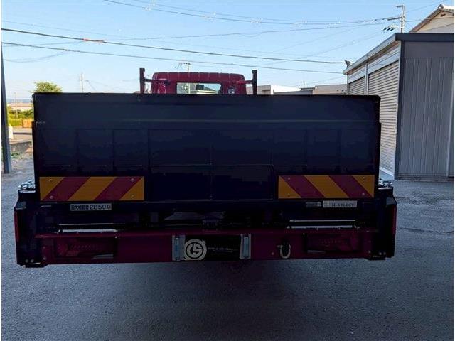 Mitsubishi Fuso Canter 6