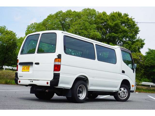 Toyota Dyna Route Van 2