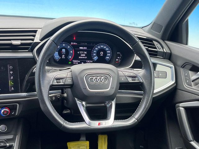 Audi Q3 Sportback 11