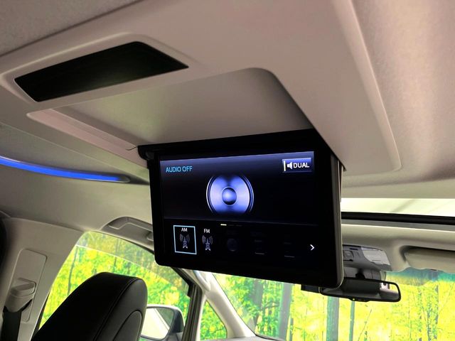 Toyota Alphard 6