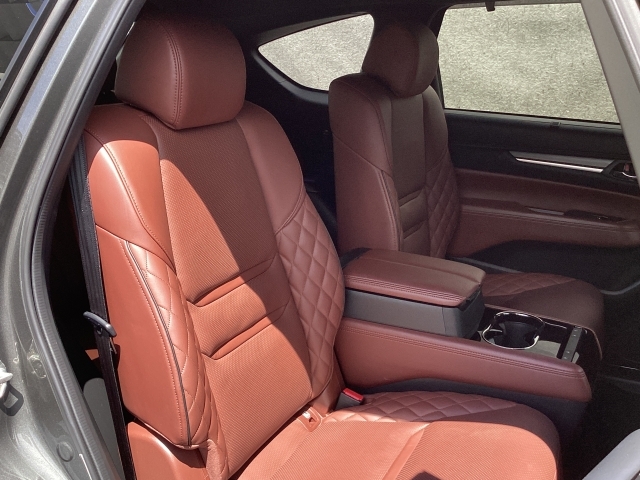 Mazda CX-8 10