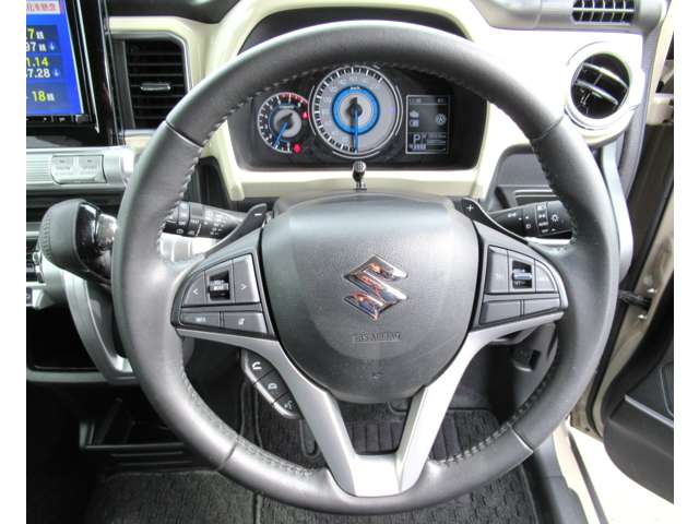 Suzuki XBEE 11