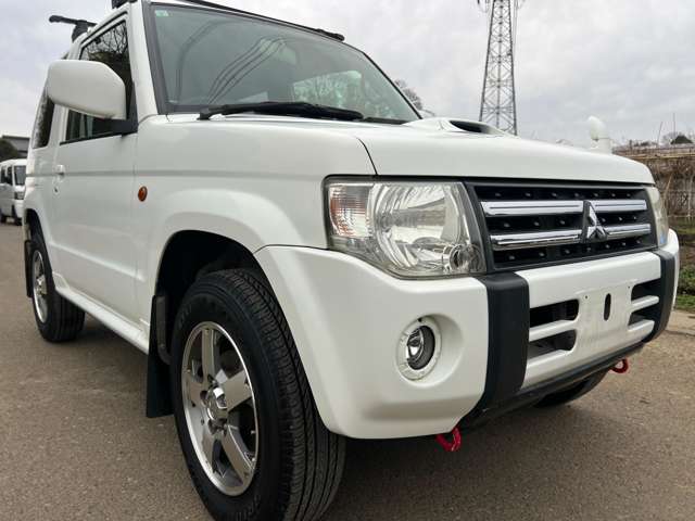 Mitsubishi Pajero Mini 12