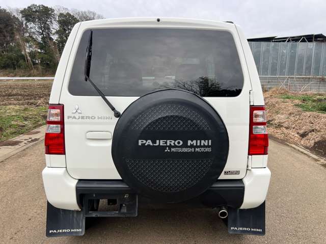 Mitsubishi Pajero Mini 9