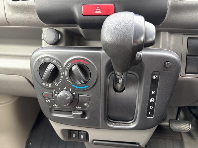 Suzuki Every 9