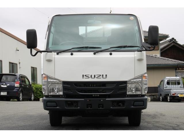 Isuzu Elf 2