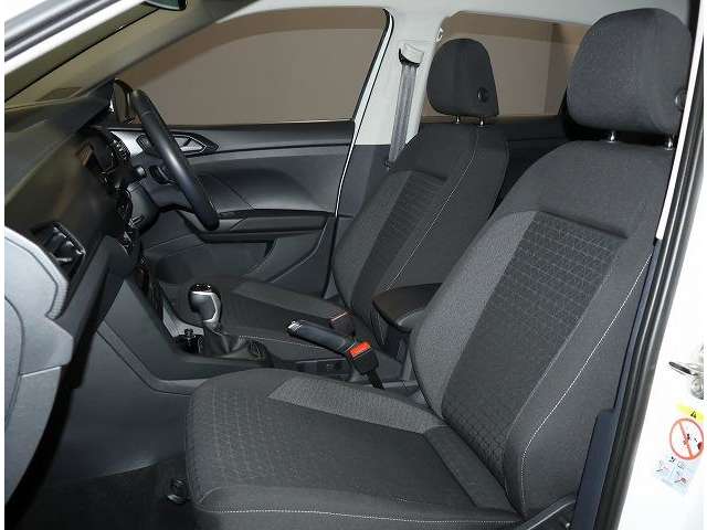 Volkswagen T-Cross 10