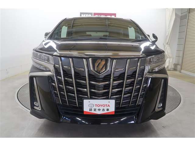 Toyota Alphard 12