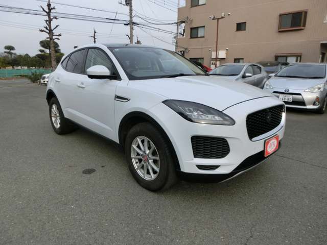 Jaguar E-Pace 4