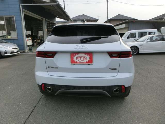 Jaguar E-Pace 7