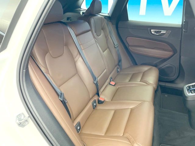 Volvo XC60 11