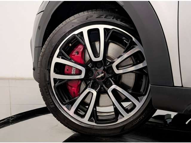 MINI Crossover 12