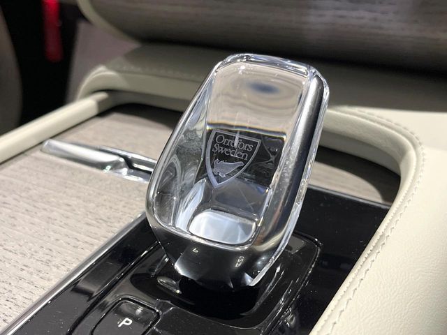 Volvo XC90 12