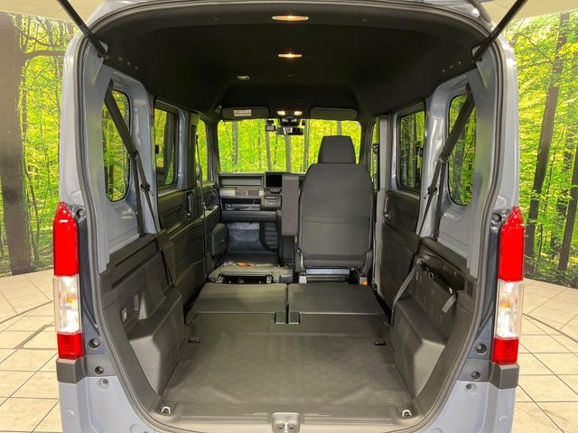 Honda N-VAN 11