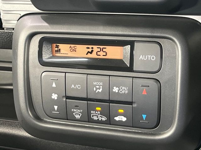 Honda N-VAN 8