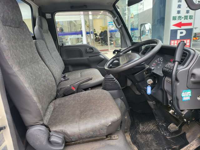 Isuzu Elf 10