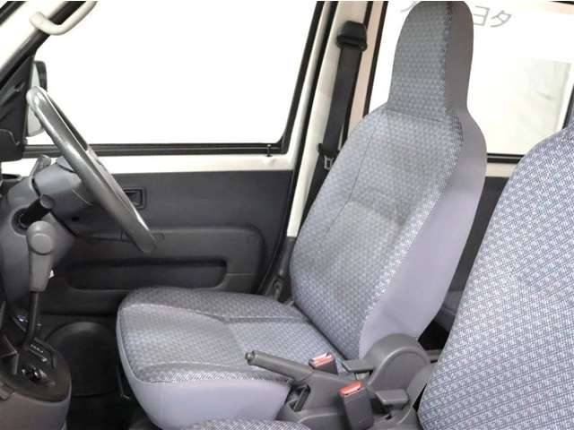 Daihatsu Hijet Cargo 9