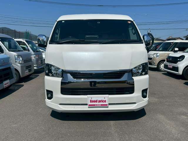 Toyota Hiace Van 9