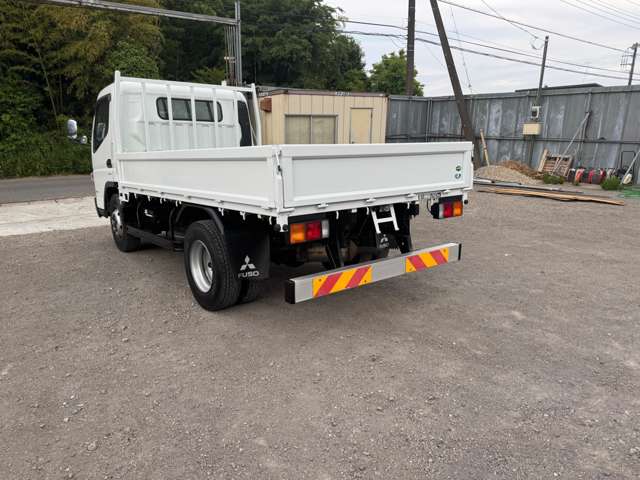 Mitsubishi Fuso Canter 4