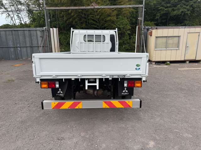 Mitsubishi Fuso Canter 5