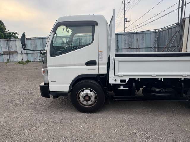 Mitsubishi Fuso Canter 9