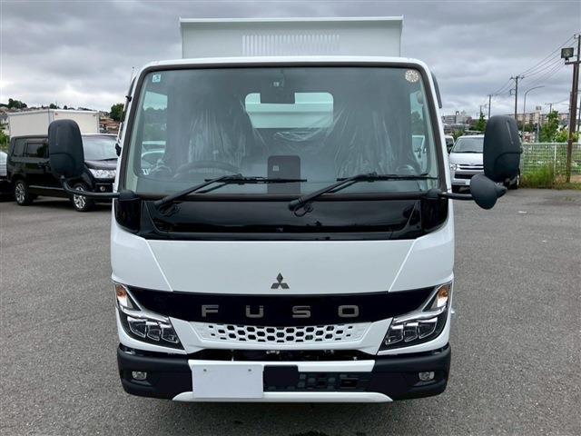 Mitsubishi Fuso Canter 2