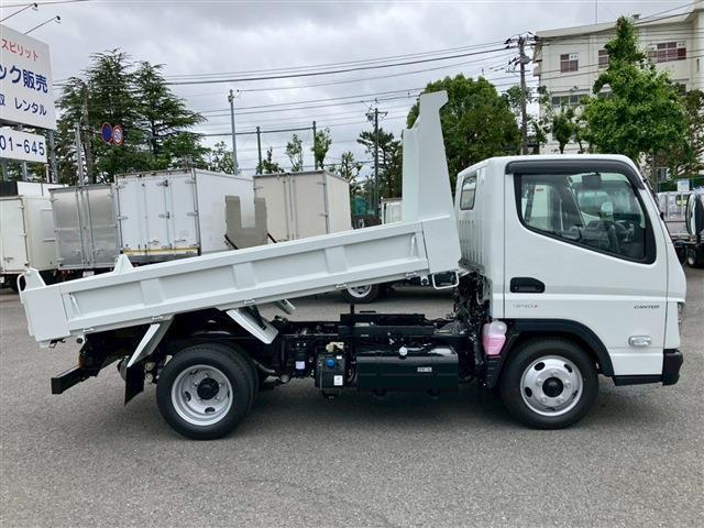 Mitsubishi Fuso Canter 4