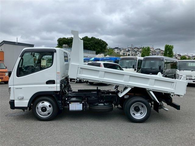 Mitsubishi Fuso Canter 8