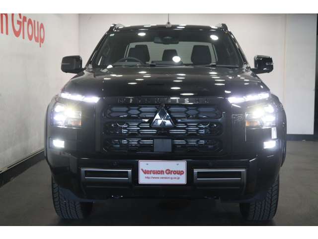 Mitsubishi Triton 8