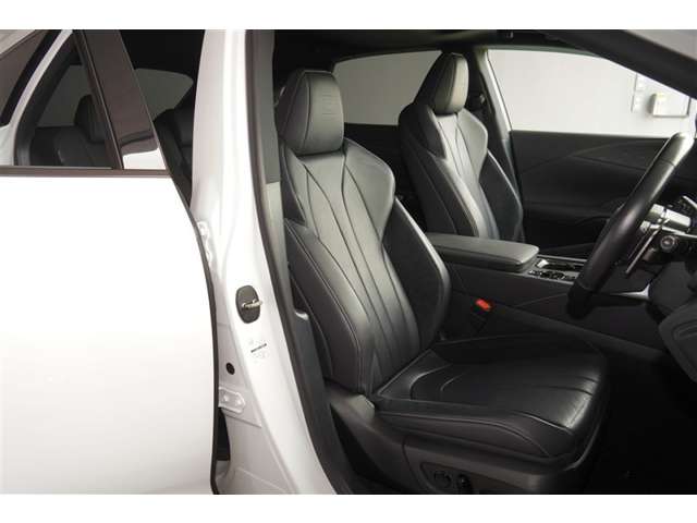 Lexus RX 4