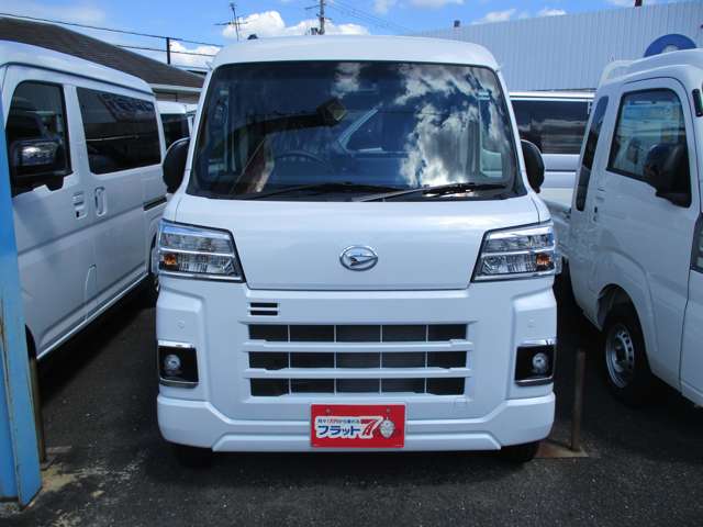 Daihatsu Hijet Cargo 10