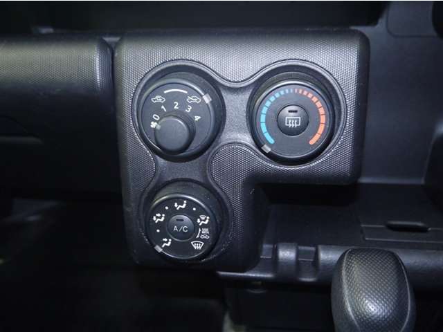 Toyota Succeed Van 11