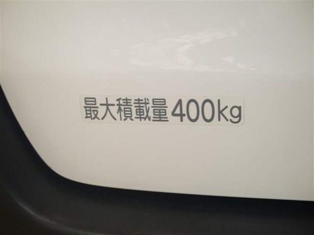 Toyota Succeed Van 7
