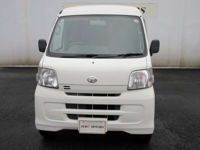 Daihatsu Hijet Cargo 3