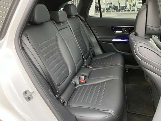 Mercedes-Benz GLC 9