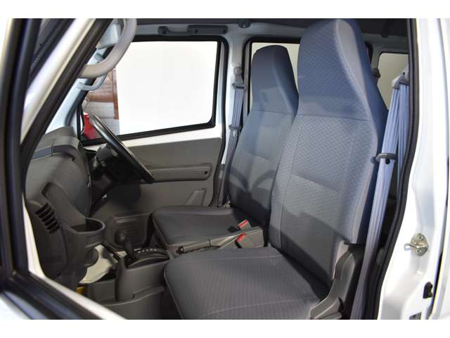 Mitsubishi Minicab EV 6