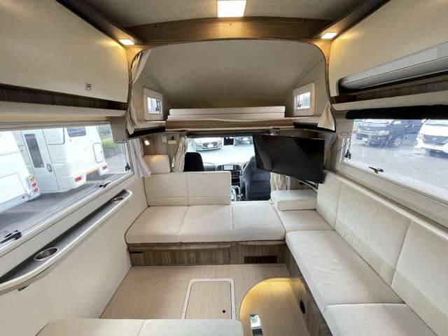 Toyota Camroad 9