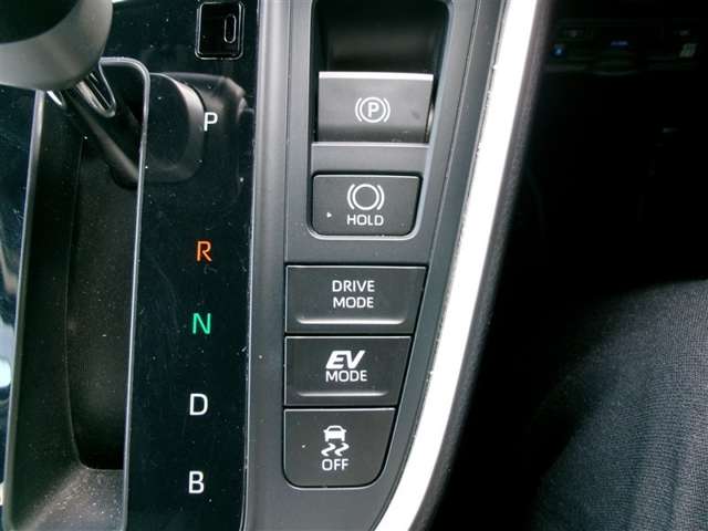 Toyota Noah 10