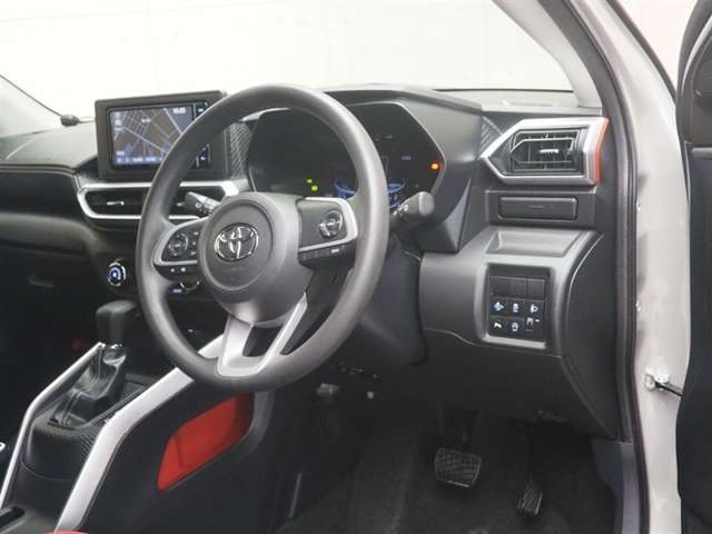 Toyota Raize 10
