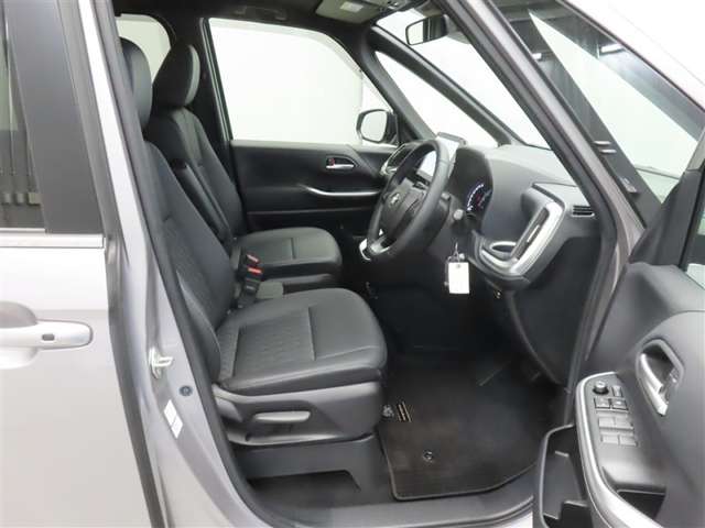 Toyota Noah 7