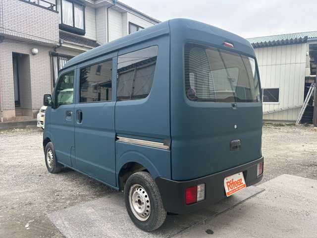 Mitsubishi Minicab Van 7