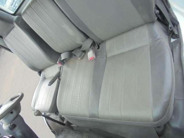 Nissan Vanette 6