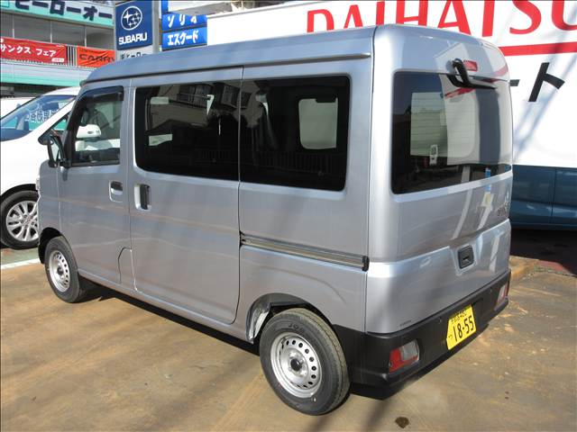 Daihatsu Hijet Cargo 3